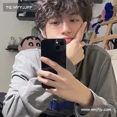 费冕靖